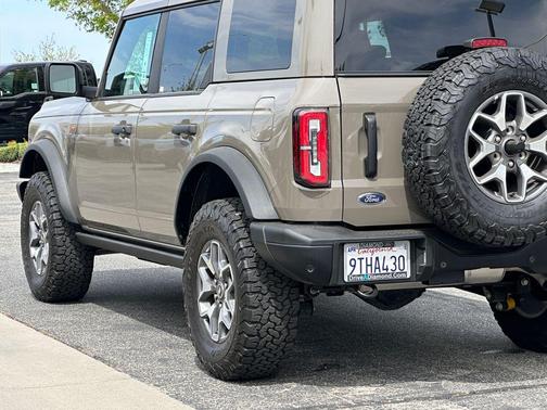 MARSH GRAY 2025 Ford Bronco Badlands