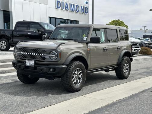 MARSH GRAY 2025 Ford Bronco Badlands