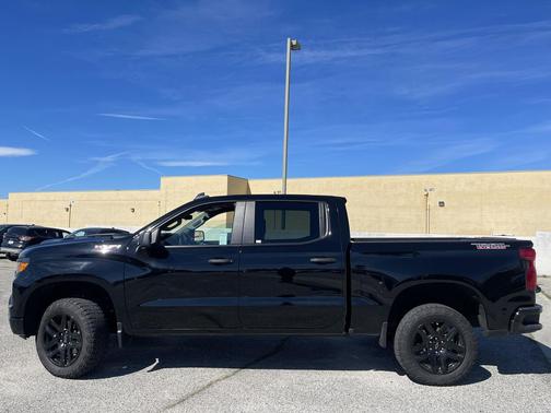2024 Chevrolet Silverado 1500 Custom Trail Boss