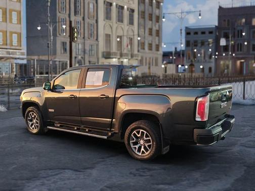 2018 GMC Canyon SLE