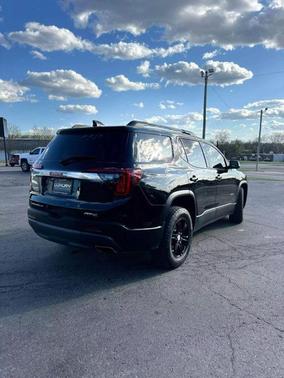 2021 GMC Acadia AWD AT4