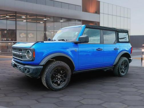 2022 Ford Bronco Black Diamond