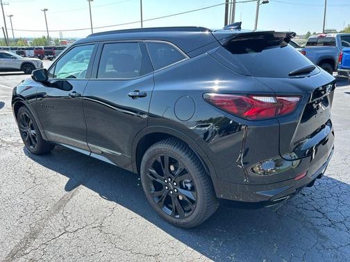Black 2022 Chevrolet Blazer RS