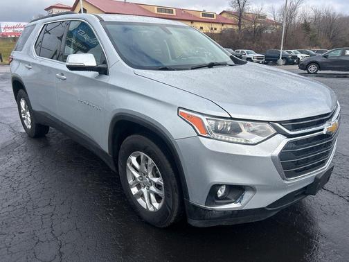 2020 Chevrolet Traverse LT Cloth