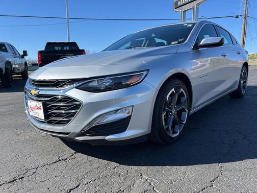 2022 Chevrolet Malibu FWD LT