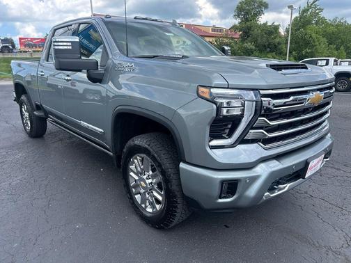 Sterling Gray Metallic 2026 Chevrolet Silverado 2500 High Country