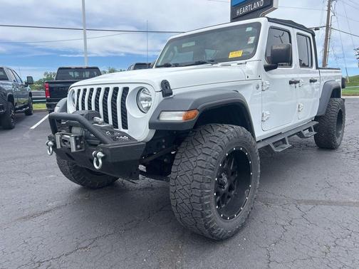 Bright White Clearcoat 2020 Jeep Gladiator Sport