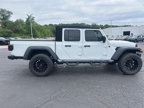 Bright White Clearcoat 2020 Jeep Gladiator Sport