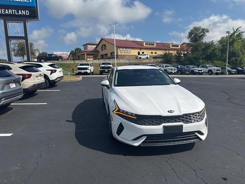 2021 Kia K5 LXS