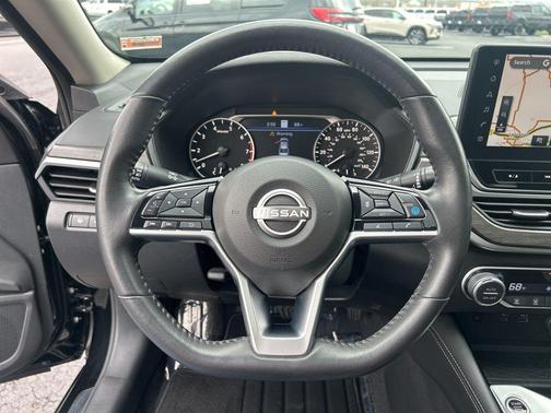 Black 2024 Nissan Altima 2.5 SL