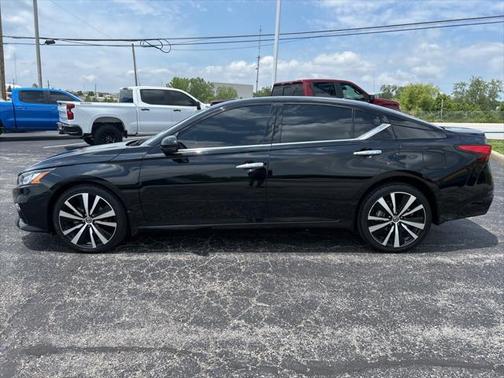 2022 Nissan Altima Platinum Intelligent AWD