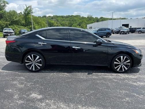 2022 Nissan Altima Platinum Intelligent AWD