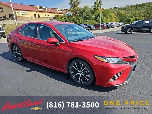 2019 Toyota Camry SE