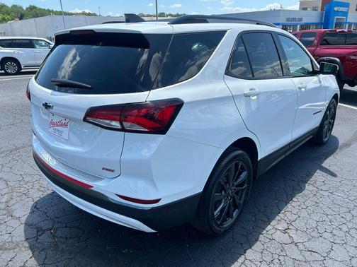 Summit White 2022 Chevrolet Equinox RS
