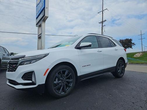 Summit White 2022 Chevrolet Equinox RS