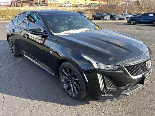 2022 Cadillac CT5 Sport