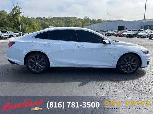 2022 Chevrolet Malibu FWD LT