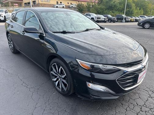 2022 Chevrolet Malibu FWD RS