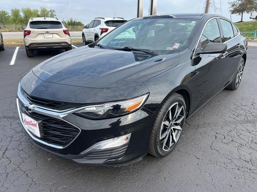 2022 Chevrolet Malibu FWD RS