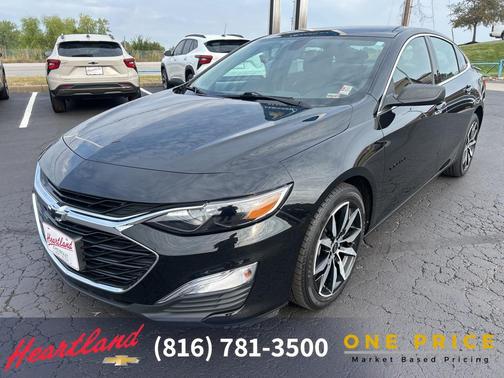 2022 Chevrolet Malibu FWD RS