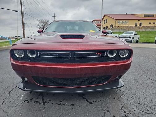 Octane Red Pearlcoat 2019 Dodge Challenger R/T
