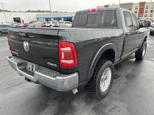 2021 RAM 2500 Laramie Crew Cab 4x4 6'4' Box
