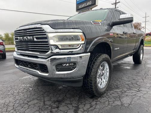 2021 RAM 2500 Laramie Crew Cab 4x4 6'4' Box