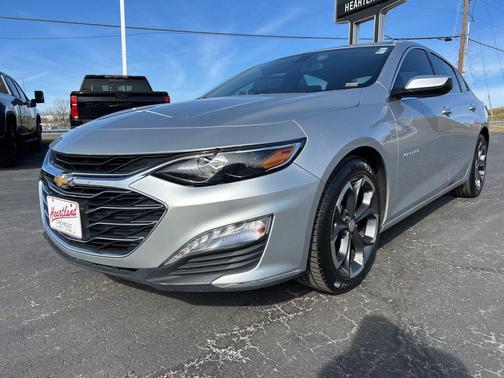 2022 Chevrolet Malibu FWD LT