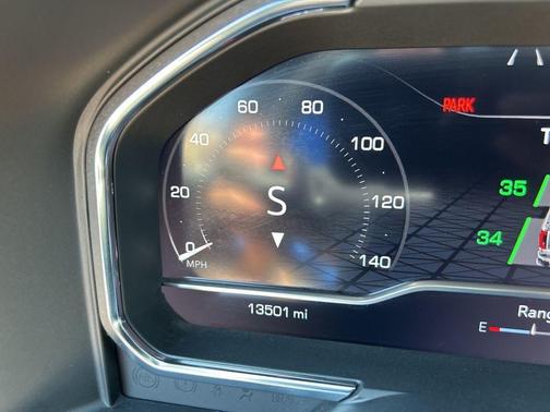 Summit White 2025 GMC Sierra 1500 AT4