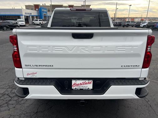 2026 Chevrolet Silverado 1500 Custom