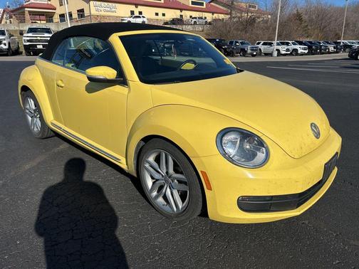 2016 Volkswagen Beetle 1.8T SE