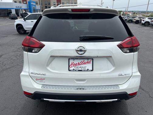 2019 Nissan Rogue Platinum