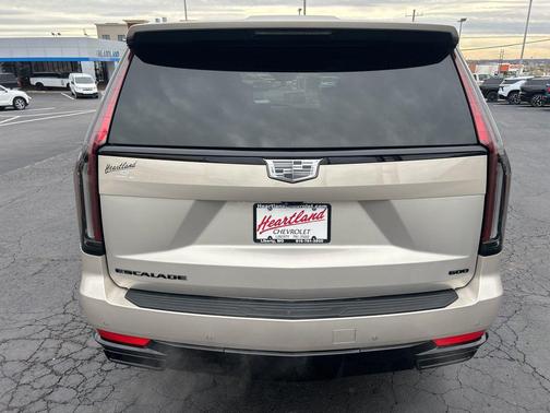 2024 Cadillac Escalade Sport Platinum