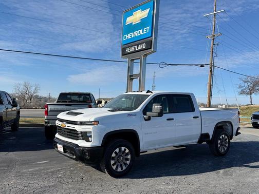 2026 Chevrolet Silverado 2500 Custom