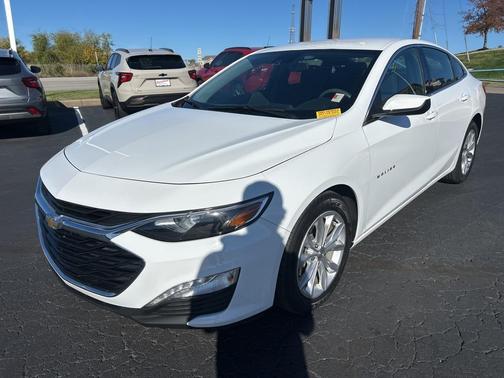2021 Chevrolet Malibu FWD LT