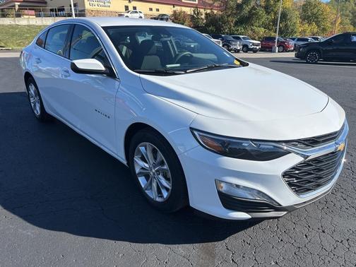 2021 Chevrolet Malibu FWD LT