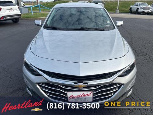2022 Chevrolet Malibu FWD LT