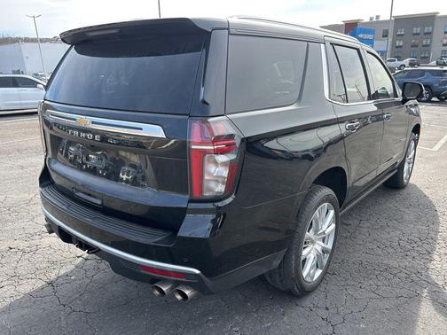 2022 Chevrolet Tahoe 4WD High Country