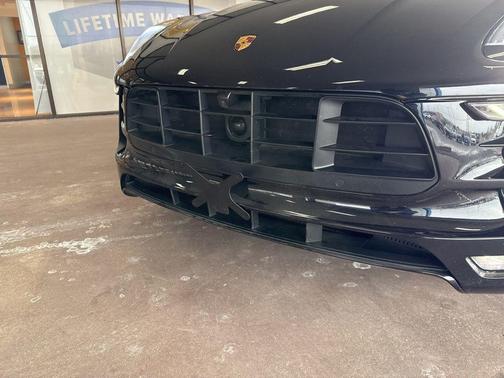 2017 Porsche Macan GTS