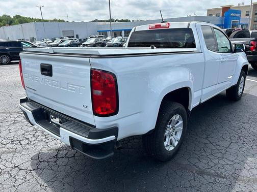 Summit White 2022 Chevrolet Colorado LT