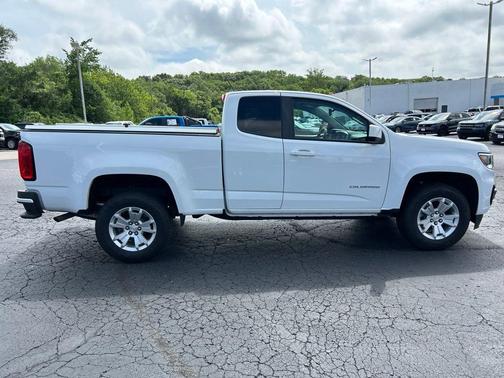 Summit White 2022 Chevrolet Colorado LT