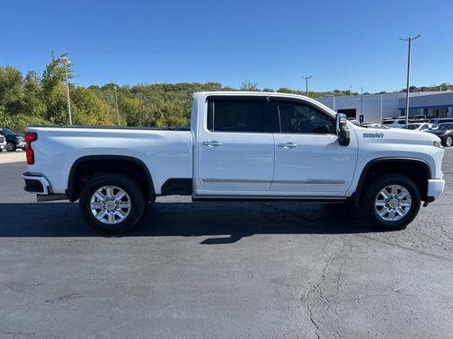 2024 Chevrolet Silverado 2500 High Country
