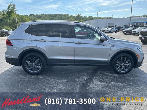 2023 Volkswagen Tiguan 2.0T SE