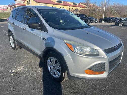 2014 Ford Escape S