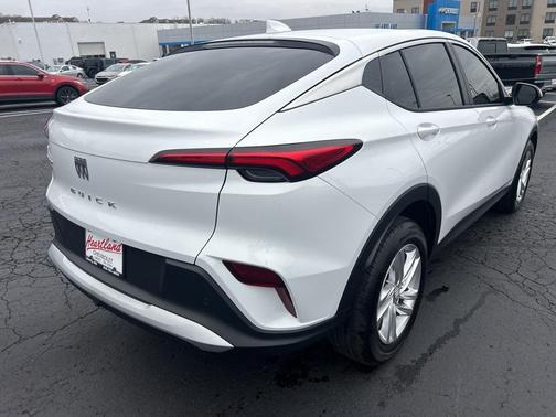 2025 Buick Envista Preferred FWD