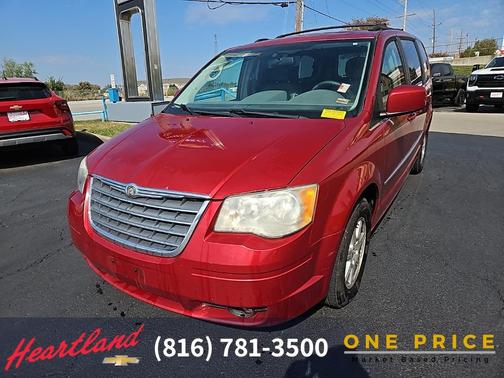 2009 Chrysler Town & Country Touring