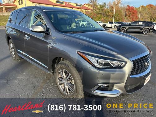 2017 INFINITI QX60 Base
