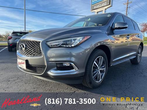 2017 INFINITI QX60 Base