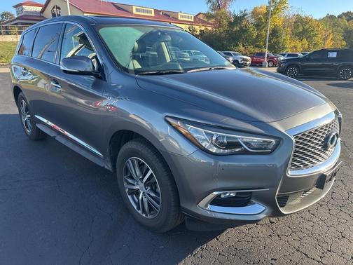 2017 INFINITI QX60 Base