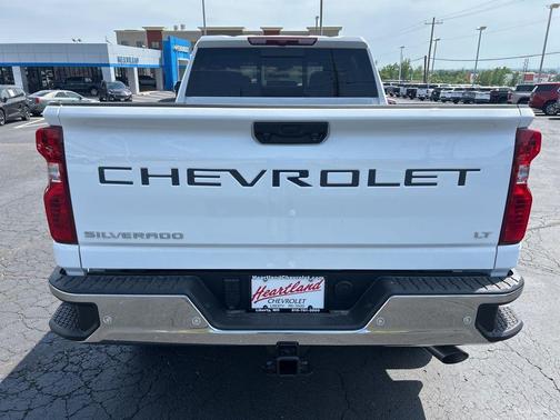 Summit White 2026 Chevrolet Silverado 2500 LT